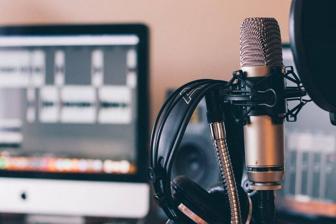 podcasting network, podcasting, microphone, advertising