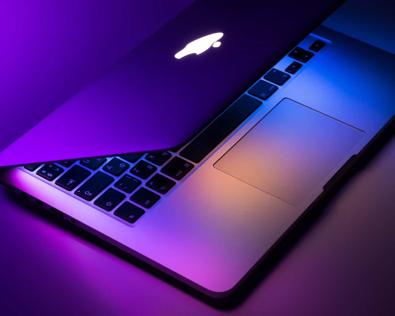 apple
