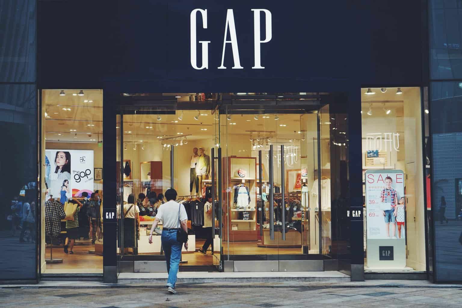 gap, clothing, tiktok, social media marketing, tiktok marketing, affiliate marketing, demographics,