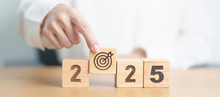 2025 year block with dartboard icon. Goal, Target, Resolution, strategy, plan, Action, mission, motivation, and New Year start concepts